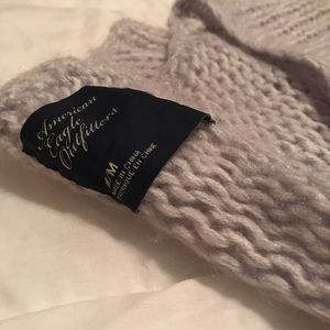 American eagle sweater